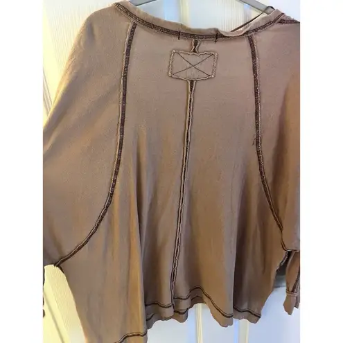 Free People NWOT  Wish I Knew Pullover Size Medium Slouchy Oversized Lagenlook