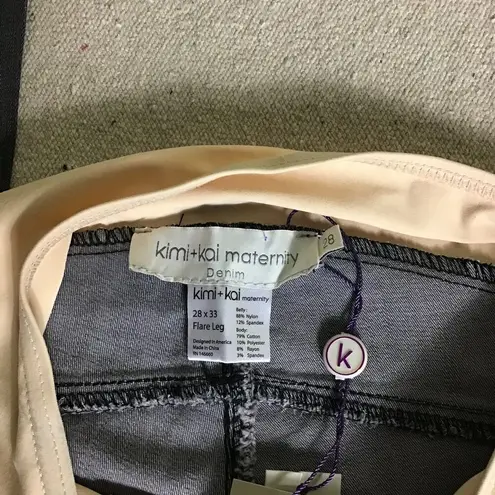 Kimi + Kai Maternity Jeans Women Sz. 28x33 NWT Grey/ Nude panel Flare Leg (flaw) Gray