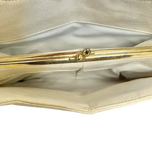 Vintage Ivory White Leather Criss