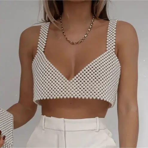 Pearl Chain Beaded Women's White V Neck Sleeveless Cami Crop Top Size S / M Size M