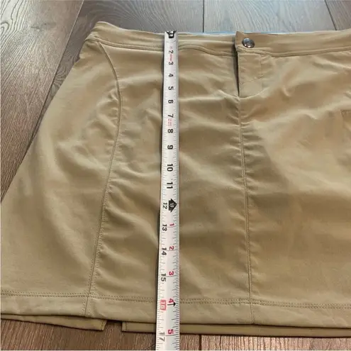 Columbia  16” Omni-Shield Tan Nylon Stretch Hiking Active Skirt Size 10