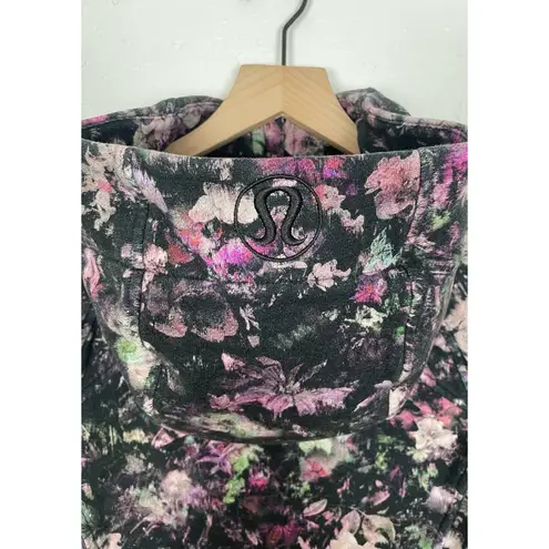 Lululemon  Scuba Hoodie *Light Cotton Fleece in Floral Illusion Size 6