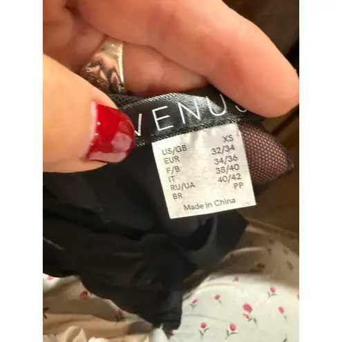 Venus Women's  Black Long Sleeve Ruched Mesh Top XS