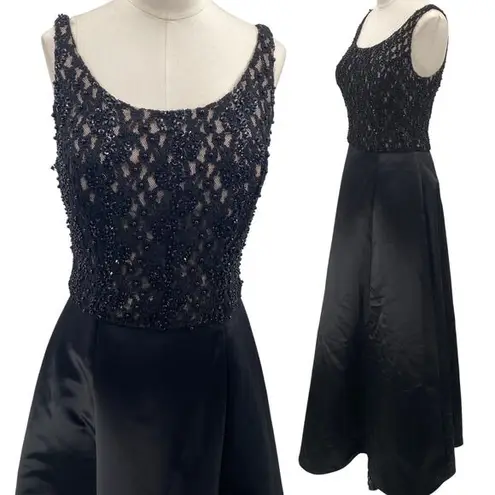 Vintage 90s Ball Gown Beaded Lace Bodice Satin A Line Fit & Flare Black Womens 4