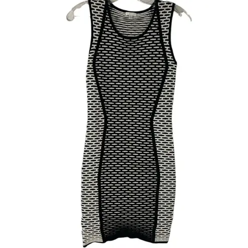 Intermix  Stretchy Knit Bodycon Sleeveless Black White Mini Dress Size Small
