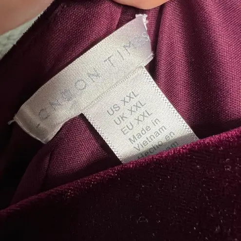 London Times NWOT Asymmetrical Velvot Top Wine Color Dressy Size XXL