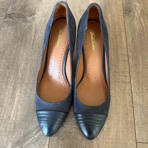 Brooks Brothers Suede Leather Cap Toe Pumps Classic Heels Size 10 Career Formal
