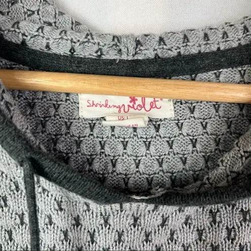 Shrinking Violet Gray Knit Pullover Hooded Sweatshirt L