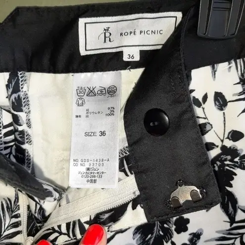 Rope Picnic Floral Black & White Casual Pants Stretchy XS/S Size undefined