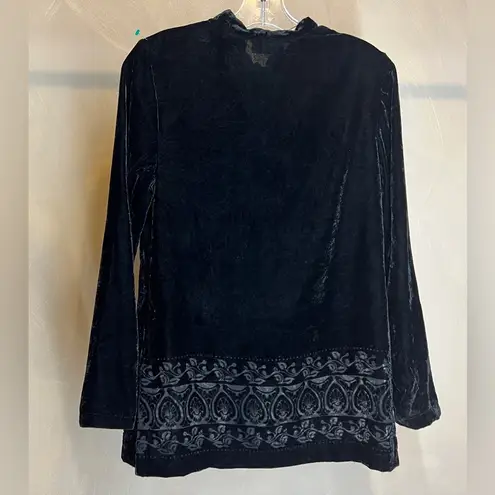 Jaclyn Smith Classic women’s Black Velvet Whimsigoth Button Front blouse|size:S