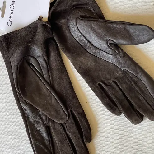 Calvin Klein  Women's Leather Wrist Gloves