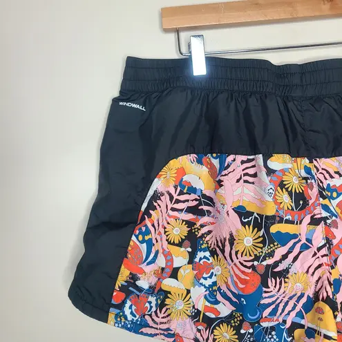 The North Face  Women's‎ Running Shorts XL Black Floral Lined Hydrenaline Tnf - Image 5