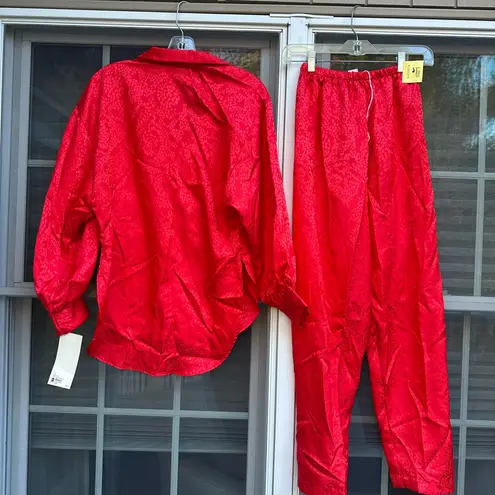 Lily Of France Vintage  2 piece pajama set Size small New with tags thumbnail 4