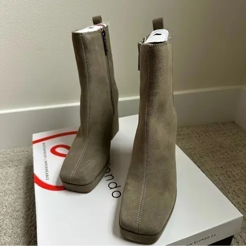 Blondo Rozalie Waterproof Platform Chelsea Boot Grey Brown Suede Leather Size 7