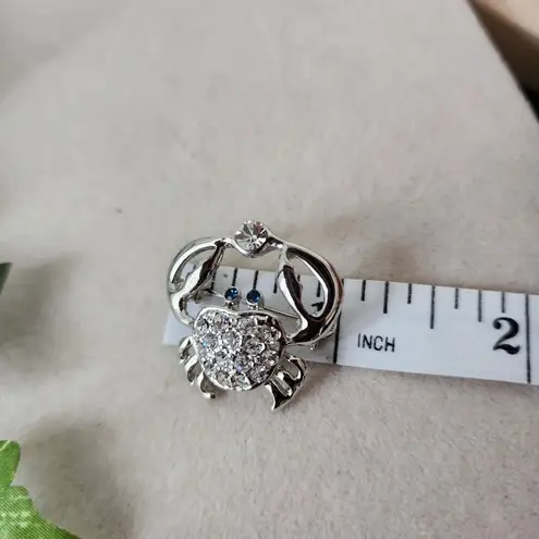 Silver Crab with CZ Crystals Brooch Pin