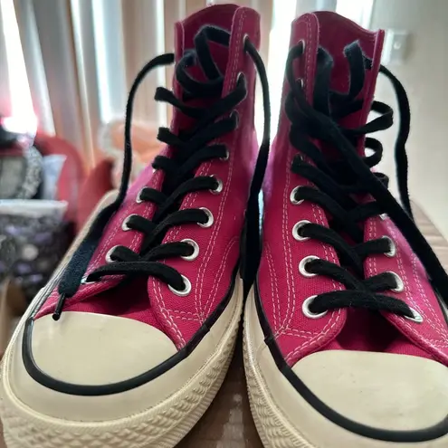 Converse  Fuchsia Chuck Taylor High-Tops