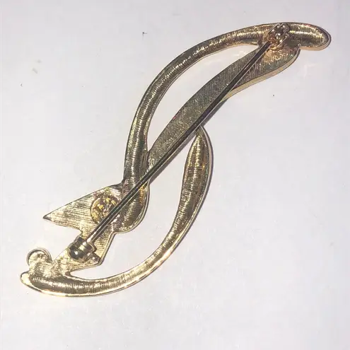 Angel Brand Elegant Vintage Gold Tone Retro Boho Brooch