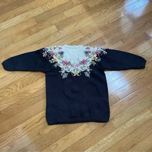 Vintage Jennifer Reed Floral Sweater Hand Knit Sz M black cream