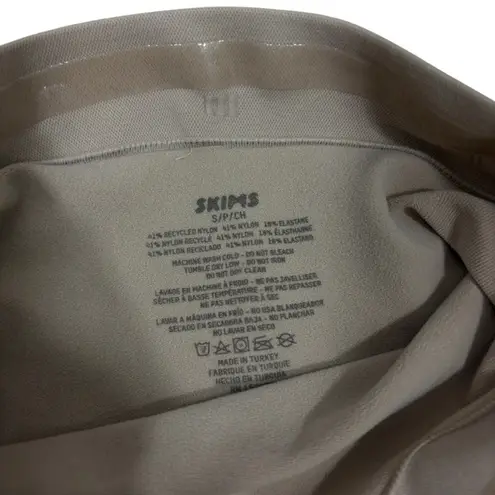 SKIMS $74 HIGH-WAISTED ABOVE THE KNEE SHORTS S