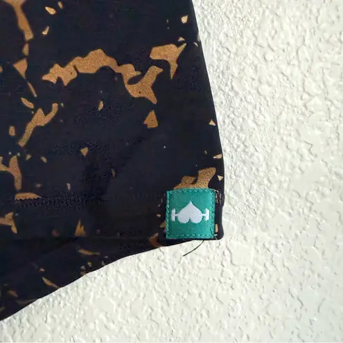 Wodbottom Womens Shorts Black Gold Crackle Athletic Lift Size Medium