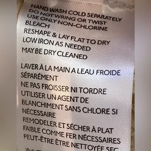 Urban Outfitters  Size XS 100% Cotton Cream Chunky Cable Knit‎ Cropped Sweater