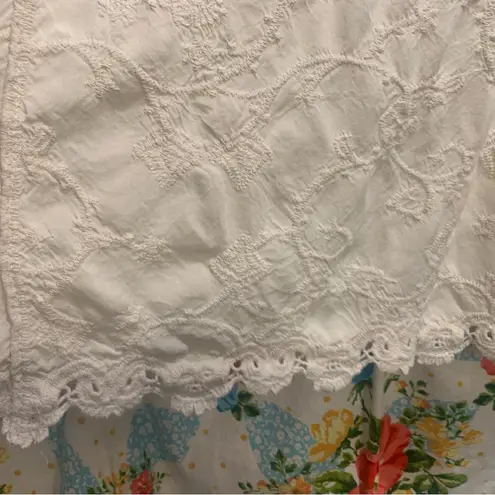 Democracy Elegant Ivory Crochet & Embroidered 2x Blouse. 2607