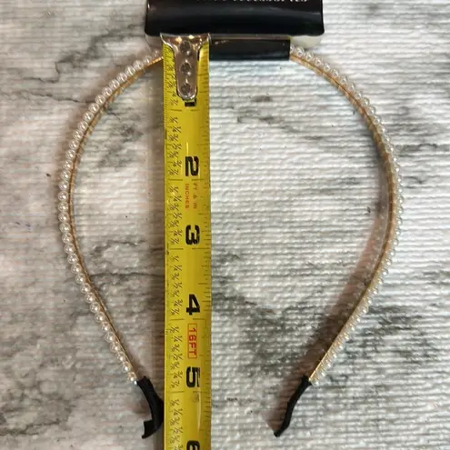 Faux Double Stranded Peal Beaded Head Band White