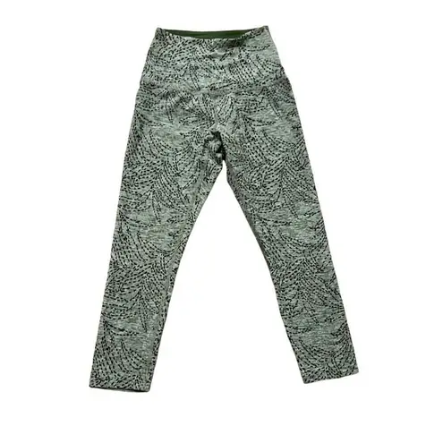 Beyond Yoga jungle fern space dye high rise 21” crop leggings xs