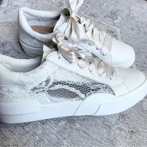 Dolce vita Harryson Ivory Ribbon Lace Up Shoes NEW WITH BOX Sneakers Size 8