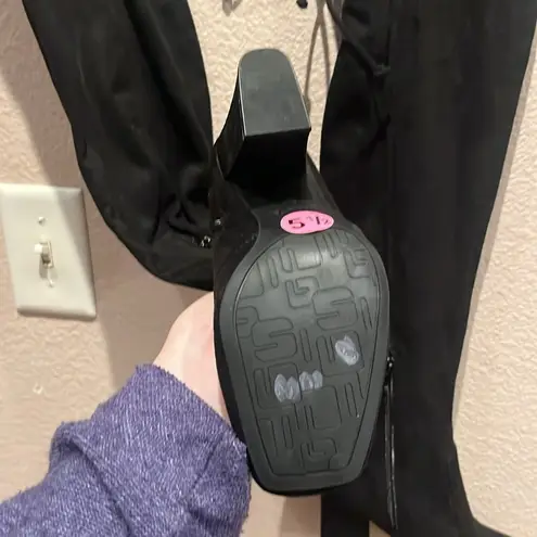 Unisa Boots Womens Quesia Tall Over The Knee High Black Faux Suede Heel Size 5.5