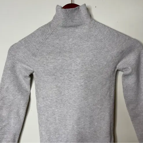 SILVERSKIN STAY WARM THERMAL LONG SLEEVE TURTLENECK TOP sz L Size L