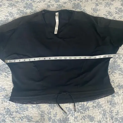 Lululemon  Reach for the Run Black Long Sleeve Mesh Cropped Top Size 6 - Image 5