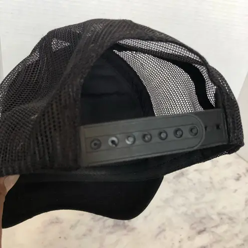 Black and White Urban Dust “I Was Country Before Country Was Cool” Snap Hat OS