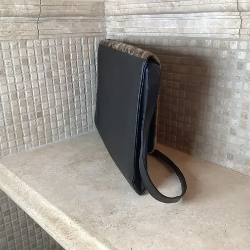 THIN SHOULDER BAG FOR LEGAL DOCUMENTS/LAPTOPS/IPADS 15” x 10” BlK/LEOPARD PRINT Black