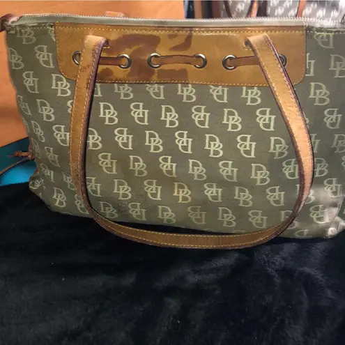 Dooney & Bourke Handbag