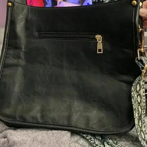 UNBRANDED BLACK CROSSBODY PURSE ADJUSTABLE BLACK WHITE GREEN SNAKESKIN …