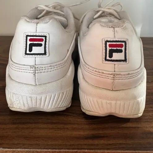 Y2K Vintage Fila 2002 Womens White Chunky Leather Lace up Sneaker sz 7 90s