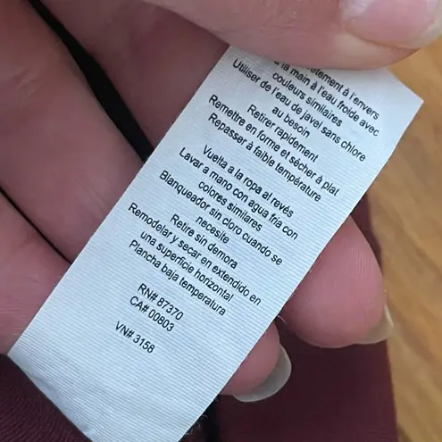 ALO YOGA Chevron Mesh Capri Leggings Small Maroon Workout Active Running Gym Red