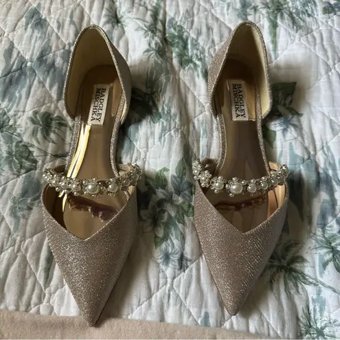 Badgley Mischka Mischka Natalia Embellished D’Orsay Flat 6.5 Bridal Champagne Pearl