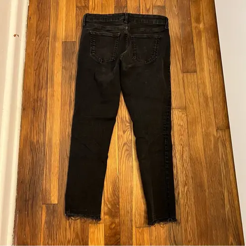 Gap  Mid Rise Girlfriend Jeans Faded Black Wash