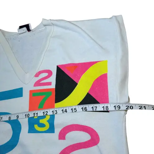 Vintage Variety USA Crewneck Short Sleeve Colorful Graphic Sweatshirt Medium White