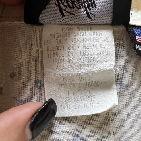 VINTAGE Tapestry Shirt Womens Size Large Button Up Blouse Floral & Stars 80's