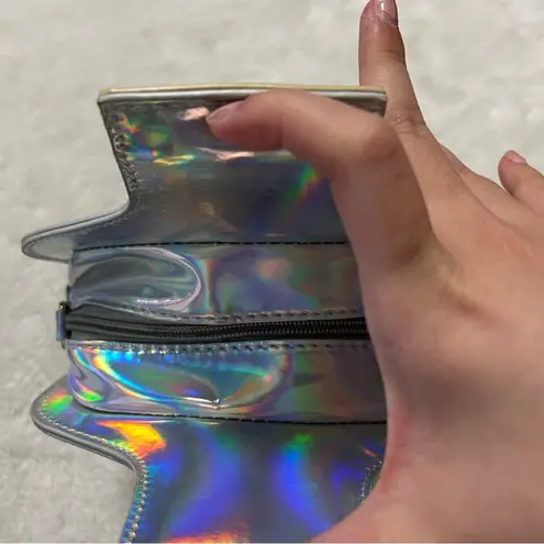 Boutique tequilla holographic crossbody bag silver