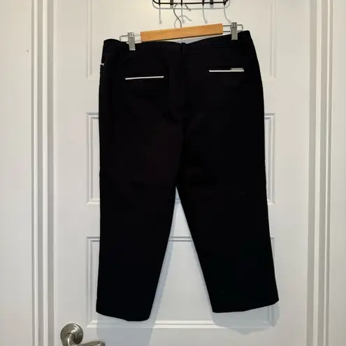 Jones New York 5/$20  Signature Black White Trim Cropped Dress Pant Size 10