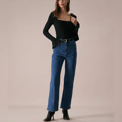 Rihoas The Black Square Neck Slit Flare Sleeve Tee