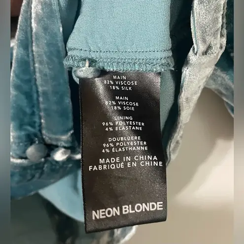 NEON BLONDE Vapour Velvet Mini Dress RTR Formal Deep Vneck Size Small Blue