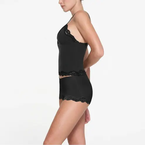 SKIMS Fits Everybody Lace Triangle Cami- Size XXS