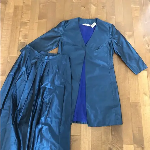 Max Studio  Leon Max 100% silk long coat and long skirt. Coat NWT and skirt NWOT