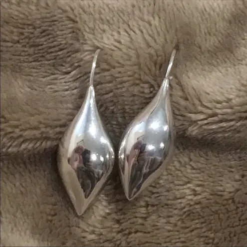 Sterling Silver MICHAEL DAWKINS Puff Teardrop French Wire Earrings