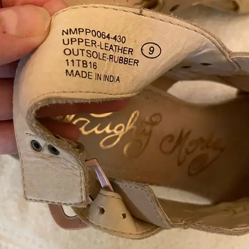 Naughty Monkey Tan leather sandal size9